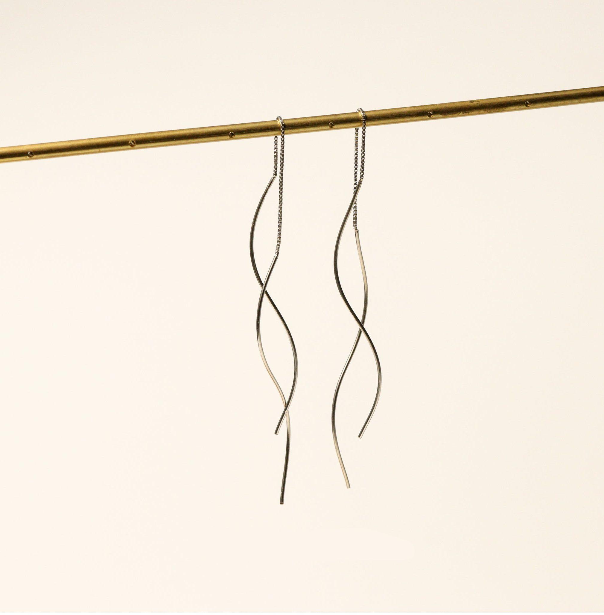 Rossie Wave Threader Earring