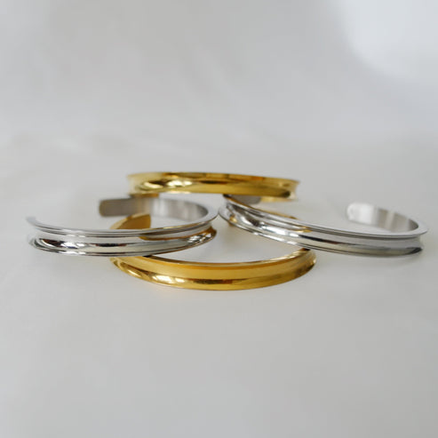 Dagiba Signature Hair Tie Holder Cuff