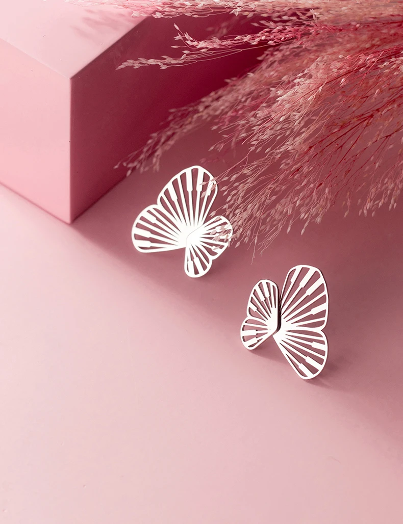 Hollow out Butterfly Earrings