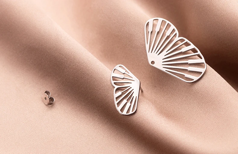 Hollow out Butterfly Earrings