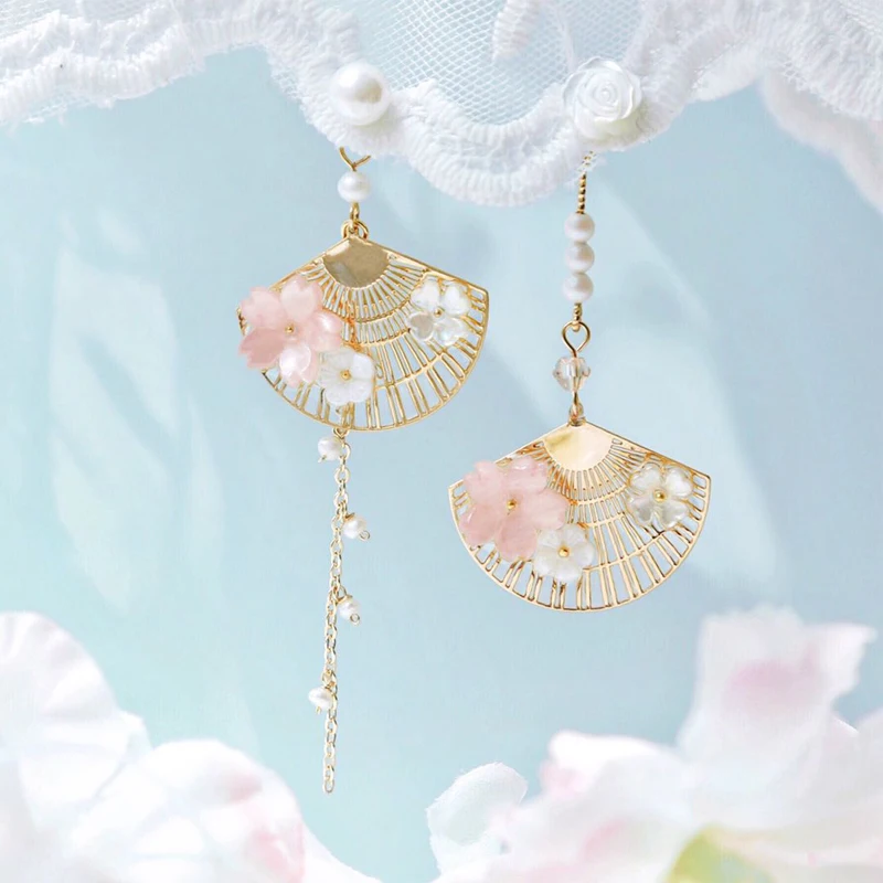 Fan earrings, cherry blossom pearl earrings, sakura earrings