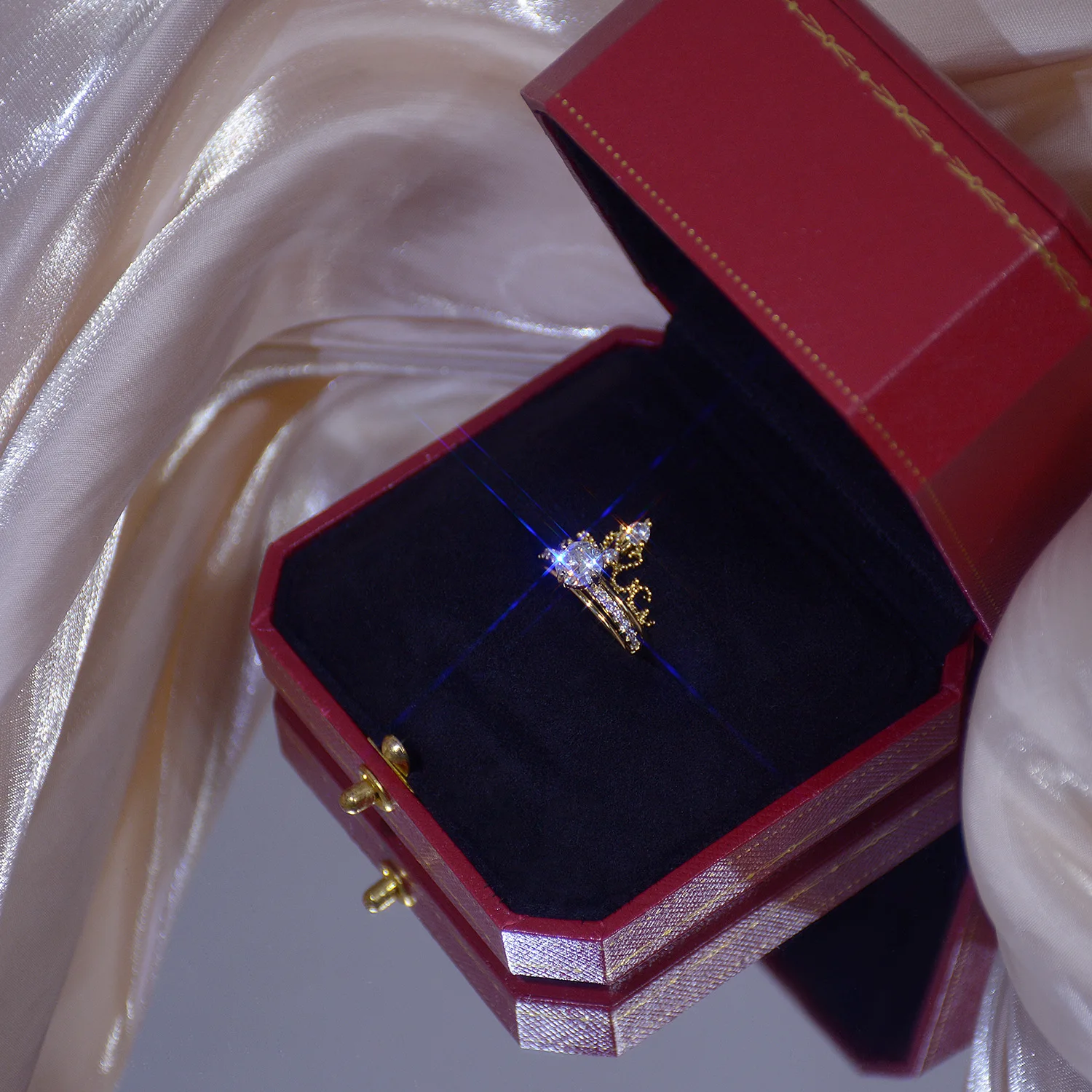 Crown Ring Set