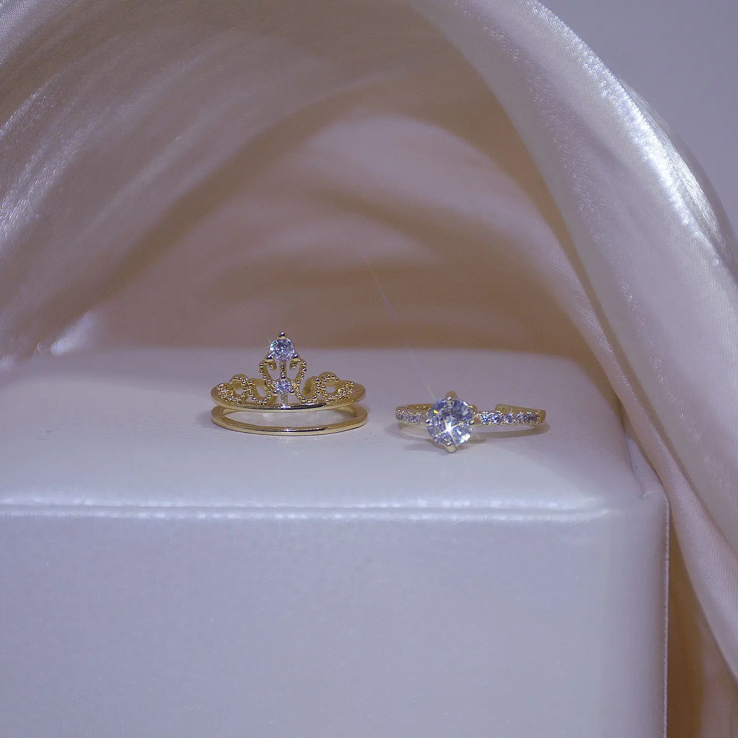Crown Ring Set