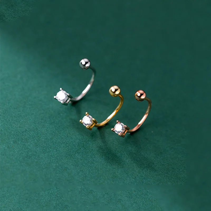 Victoria Diamond Stud Earring