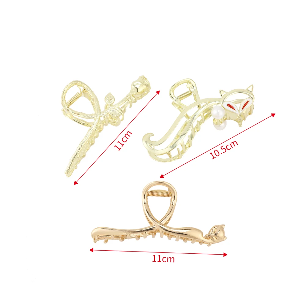 Golden Pearl Fox Hair Claw Clip