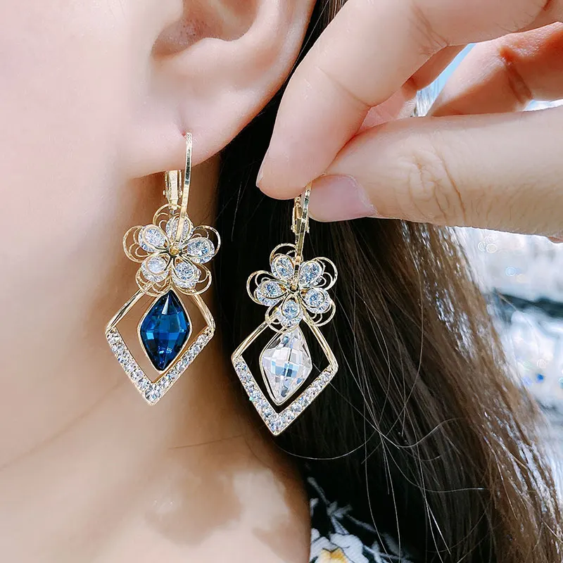 Rhombus Crystal Flower Earring