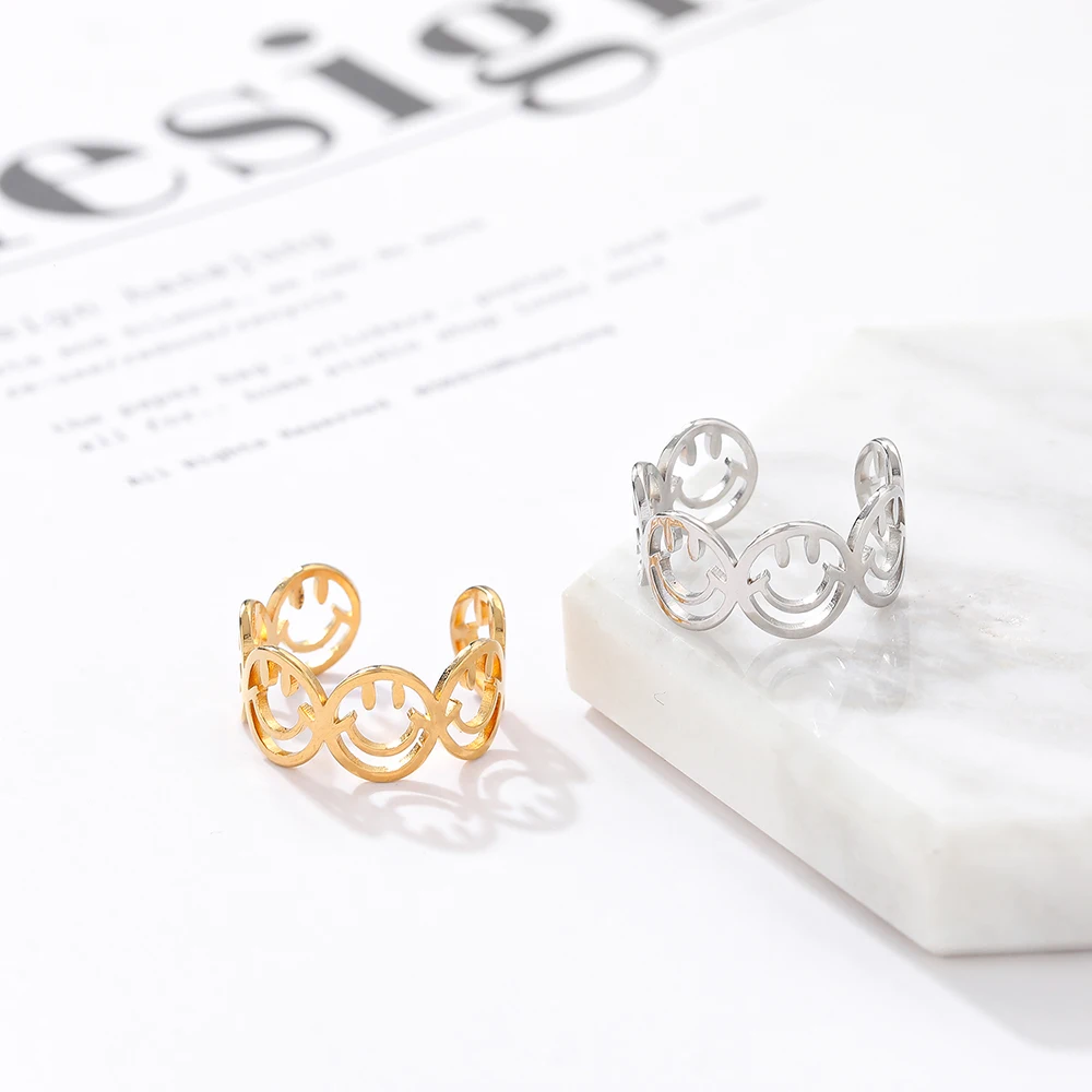 Smiley Ring