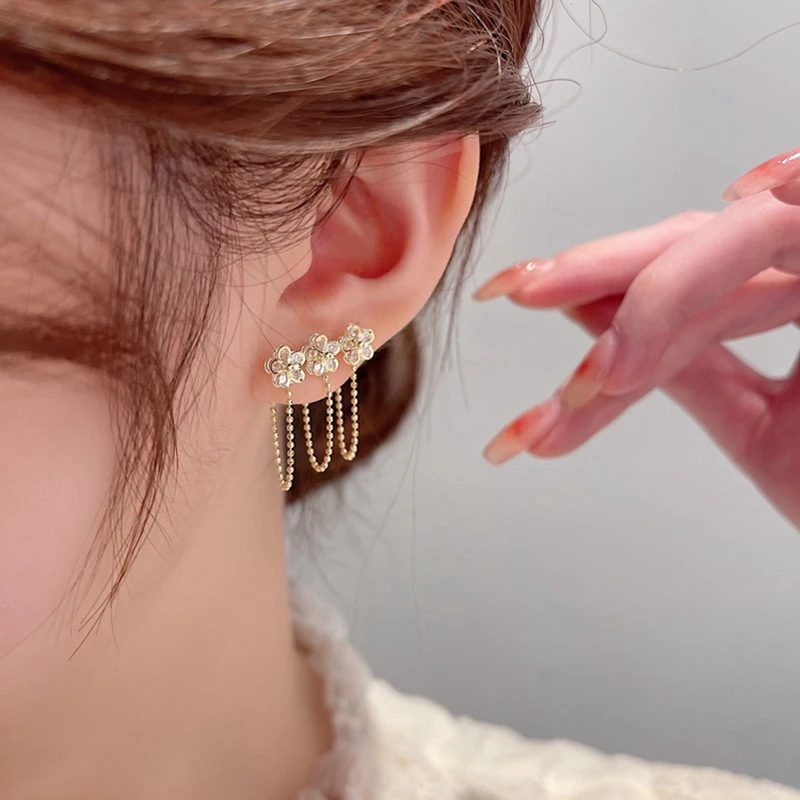 Flower Chain Fringe Earrings