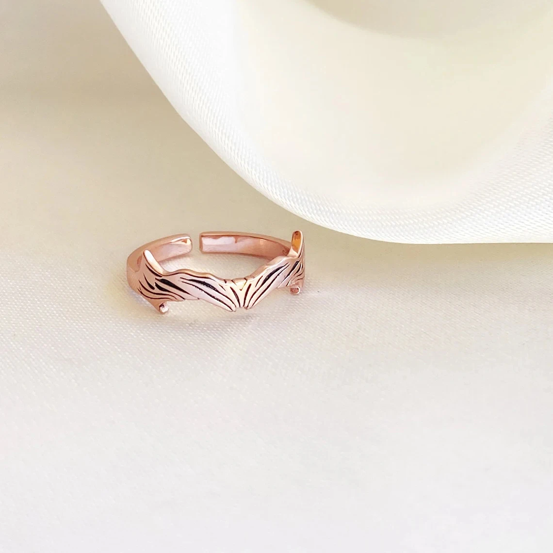 Wanda Tiara Ring