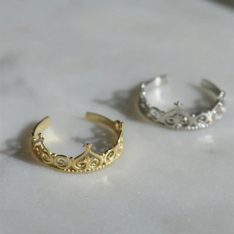 Anneliese's Crown Ring