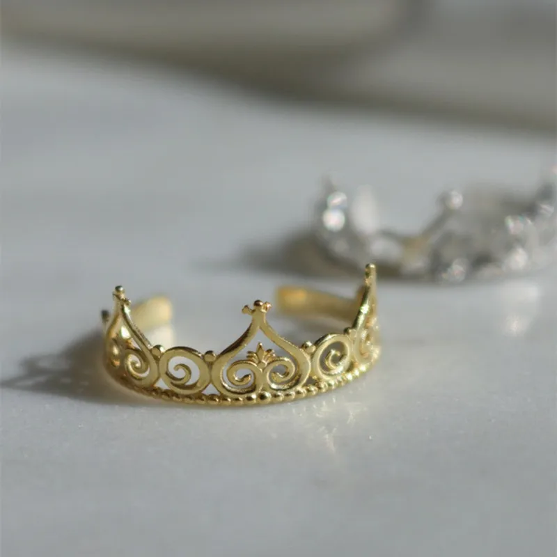 Anneliese's Crown Ring