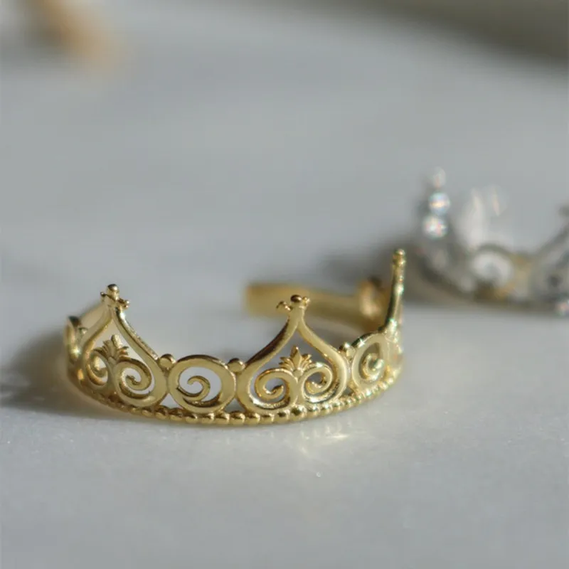 Anneliese's Crown Ring