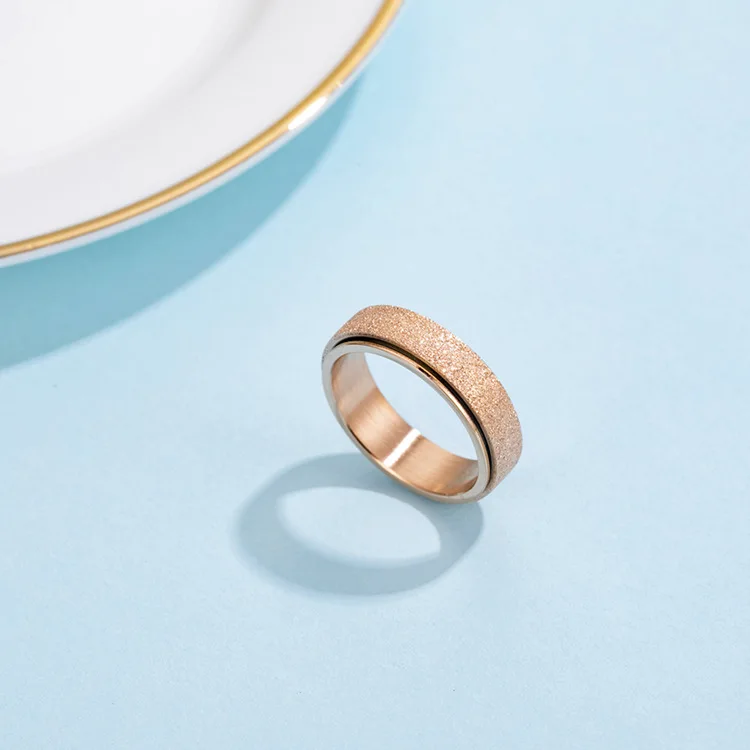 Druzy Rotating Ring