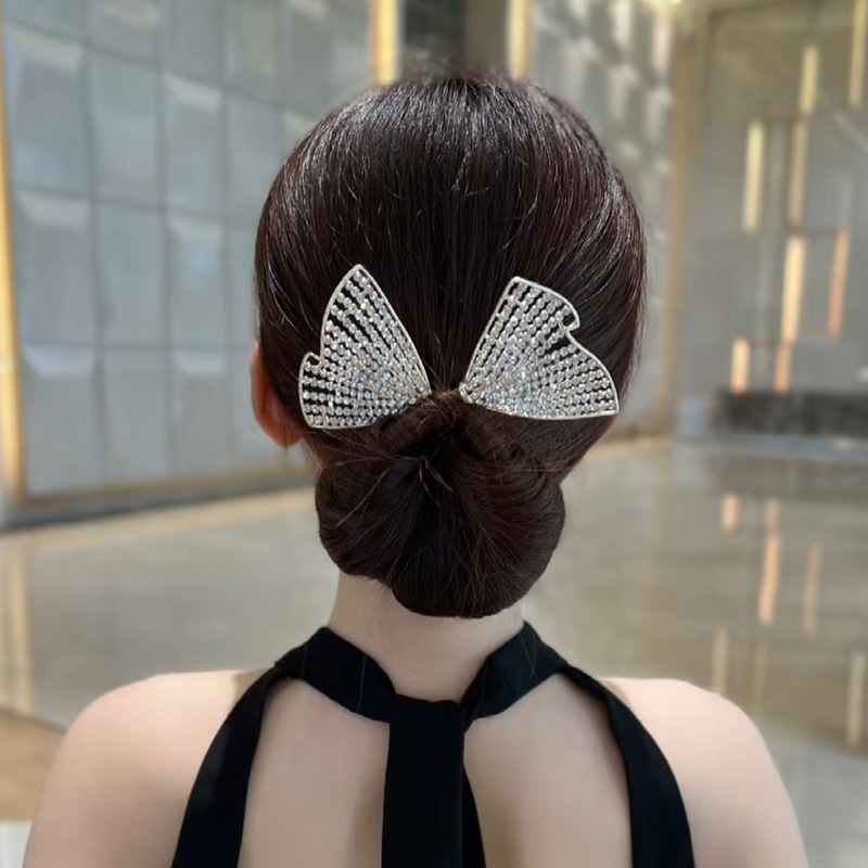Elegant Hair Bun Maker