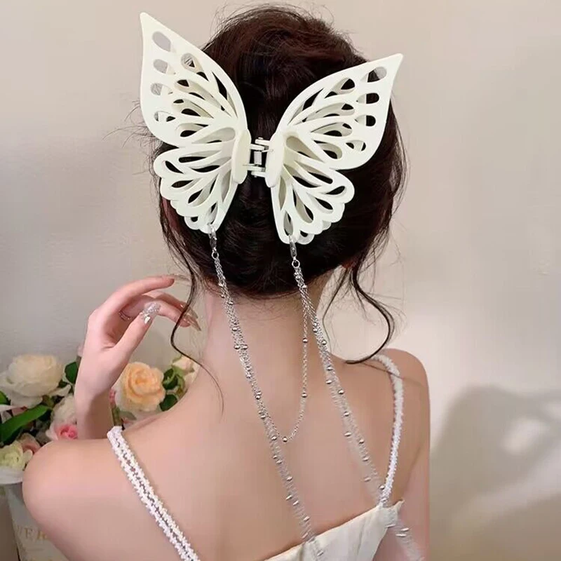 Butterfly Clip With Tassel Chain