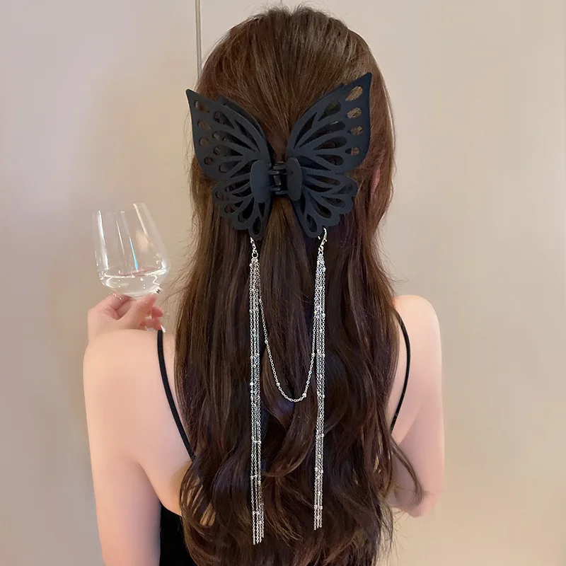 Butterfly Clip With Tassel Chain
