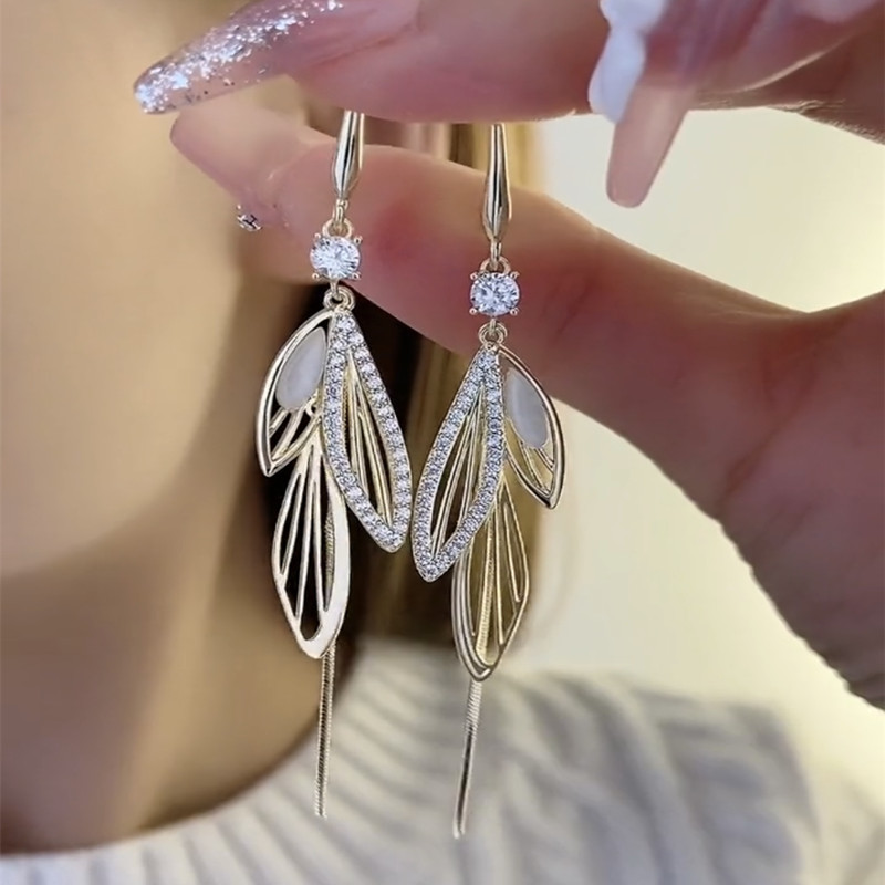 Dragonfly Wings Tassel Earrings