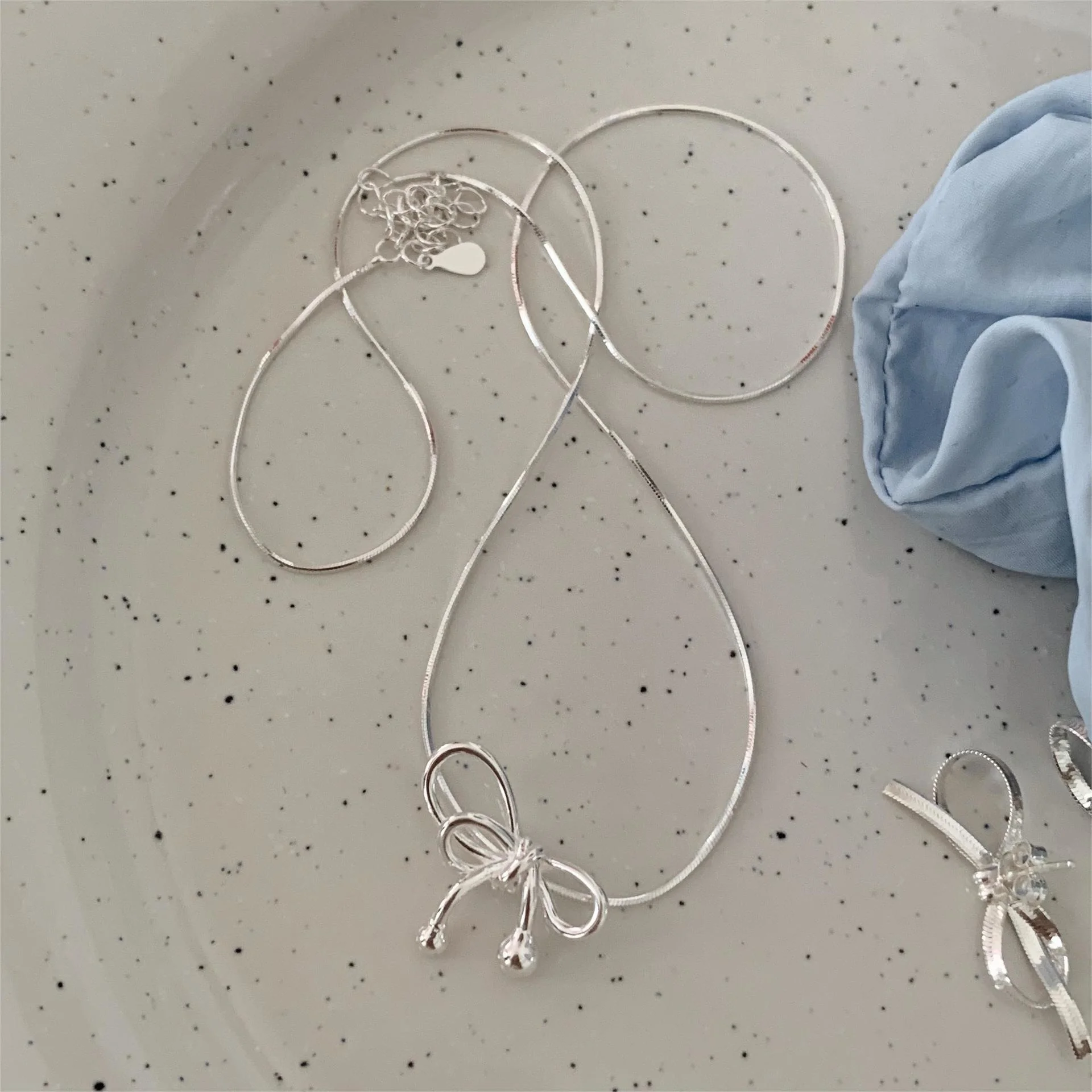 JUSUMMER - Bow Pendant Sterling Silver Choker