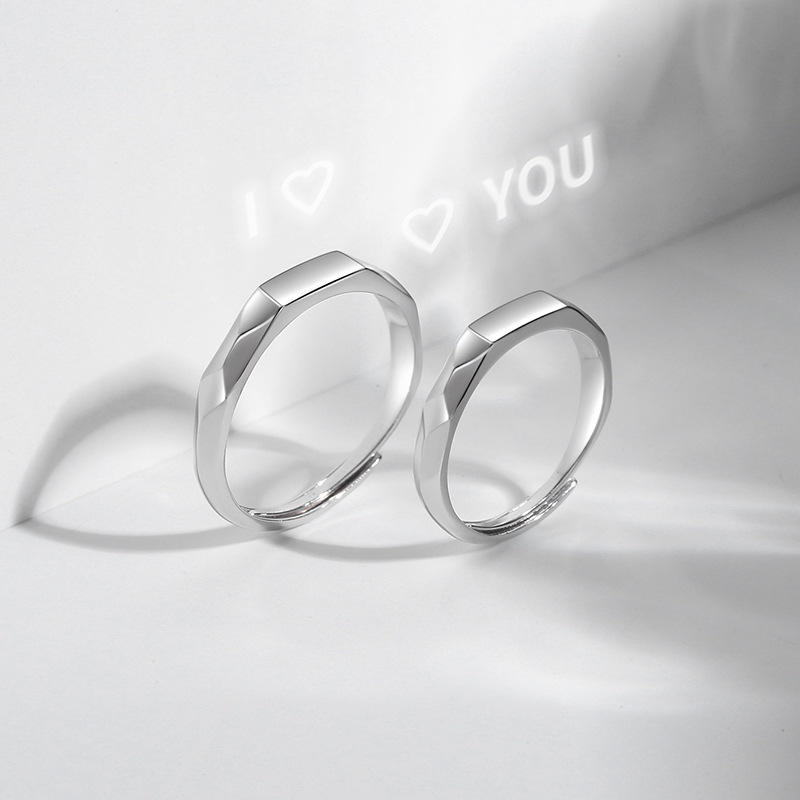 Light Sculpted Ring
