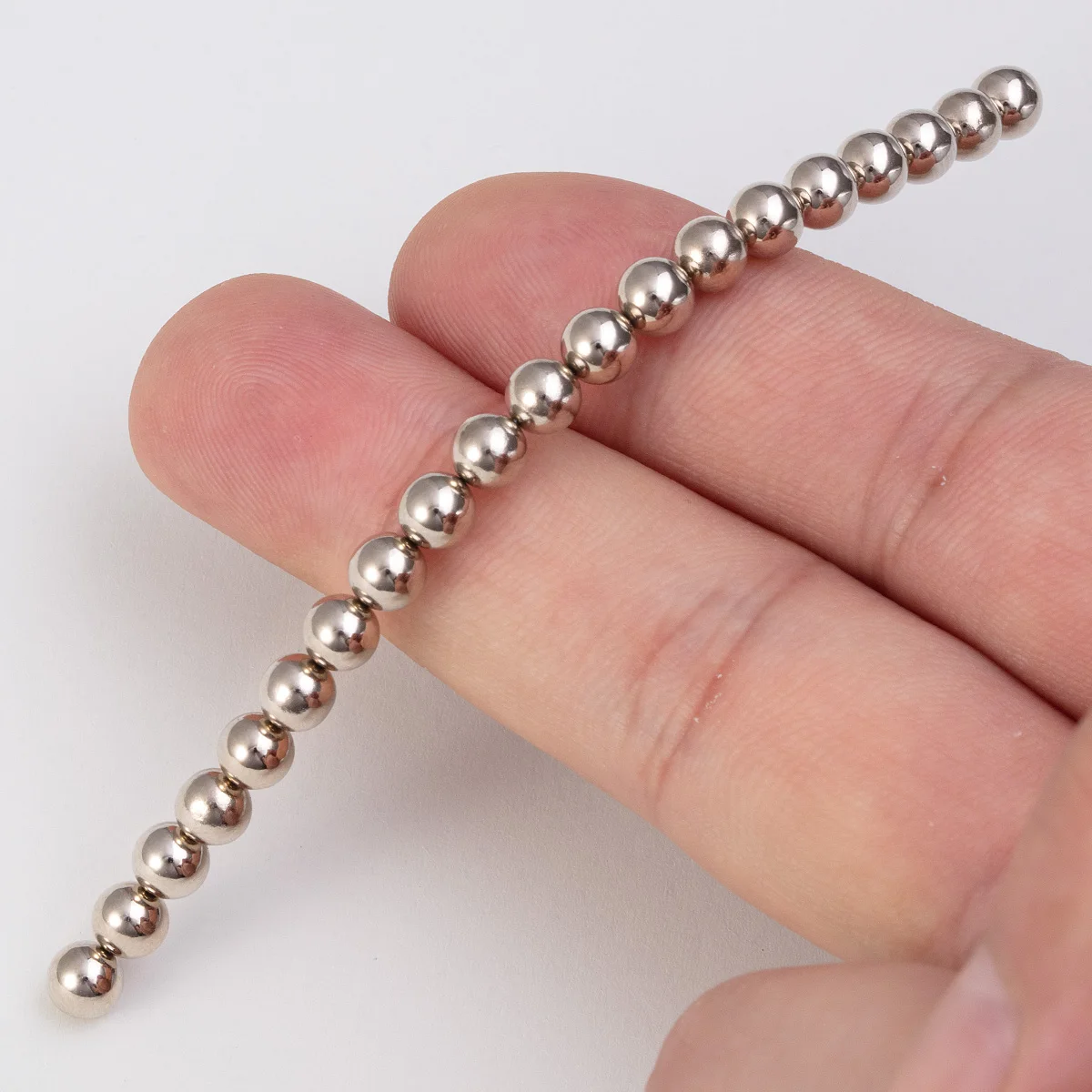 20Pcs Magnetic Balls No Piercing