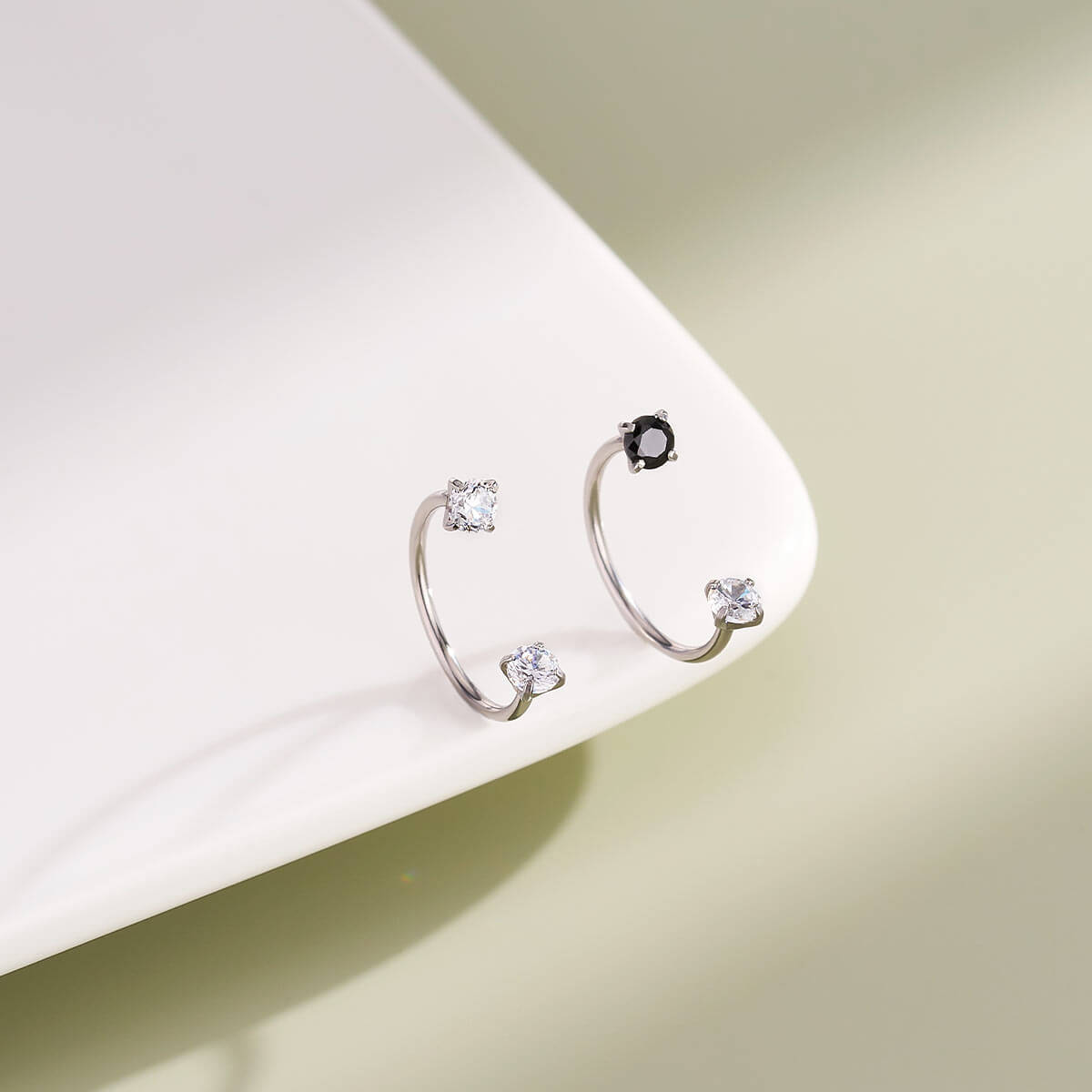 20G Push Pin Clear/Black CZ Horseshoe Nose Ring
