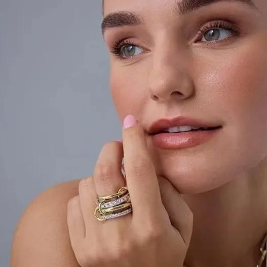 Alexia Interlocking Ring
