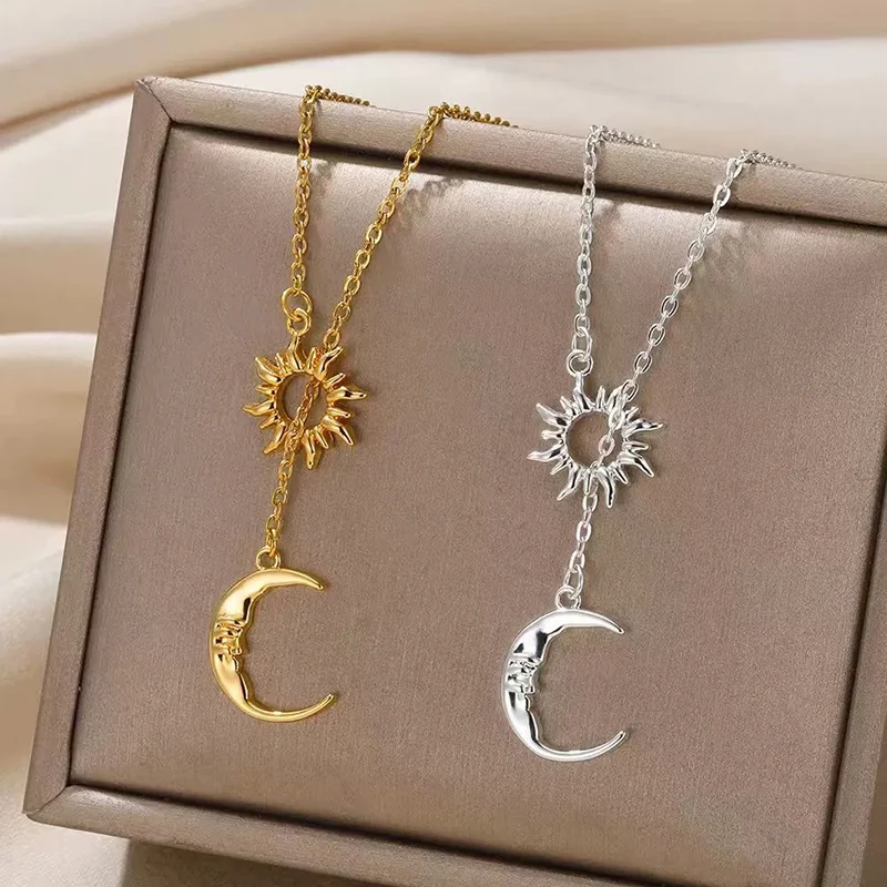 Fashion Shiny Geometric Sun Pendant Necklace Simple Versatile Crescent Moon Choker Chain for Women KOFSAC
